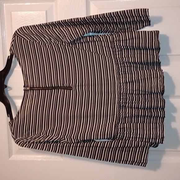 Bongo size small Black and White Striped - Picture 4 of 4